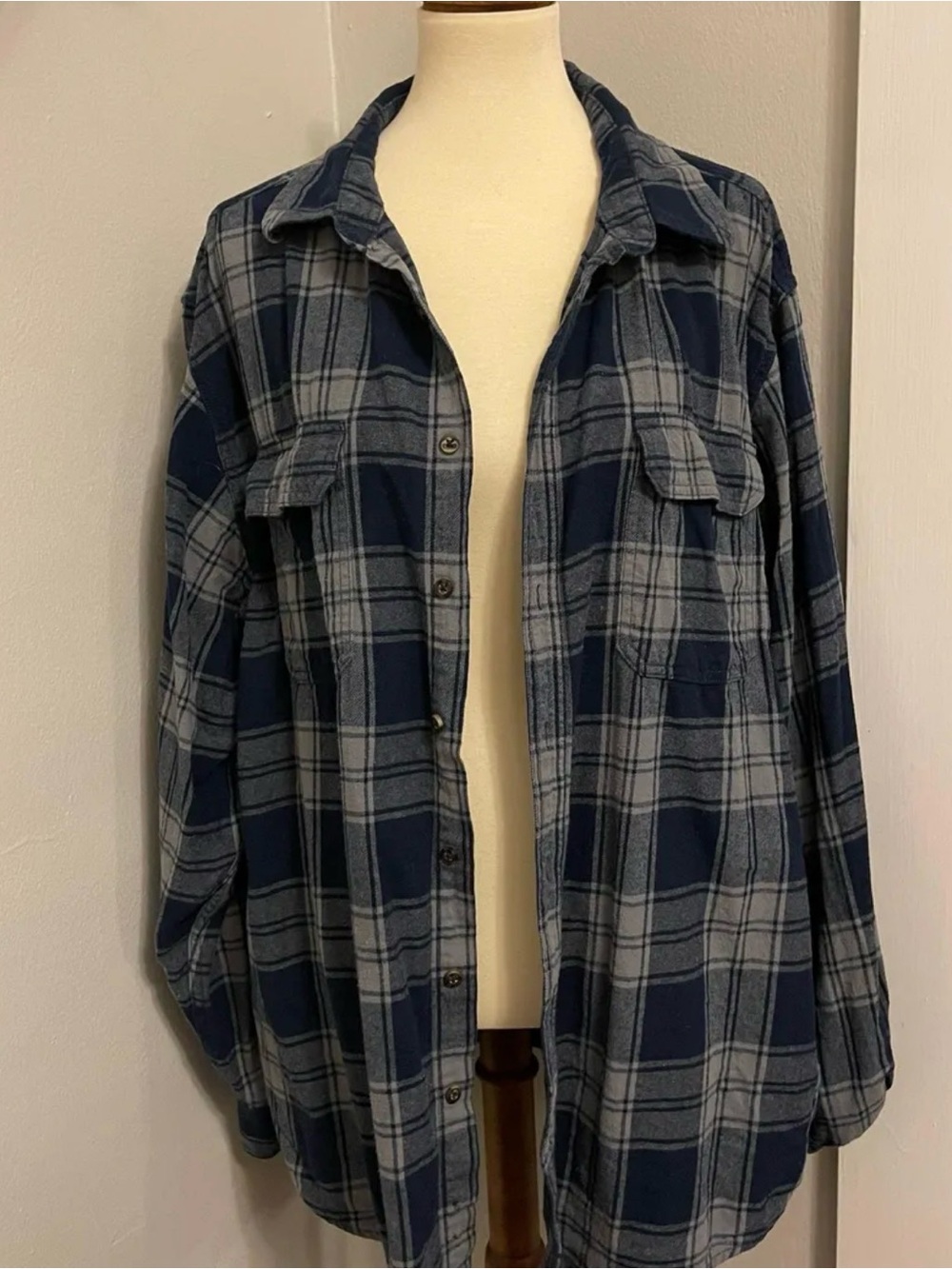 Faded Glory Blue and Gray Plaid Button-Down Shirt